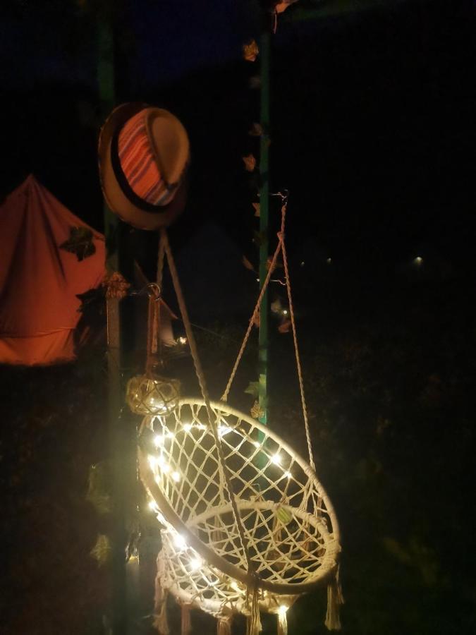 Luna Rock Glamping Brezoi - Blue Scai Экстерьер фото