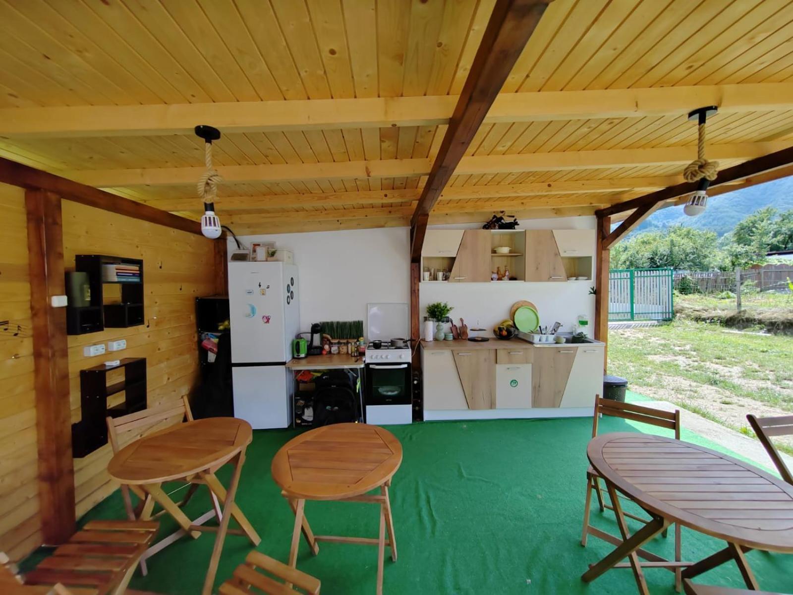 Luna Rock Glamping Brezoi - Blue Scai Экстерьер фото