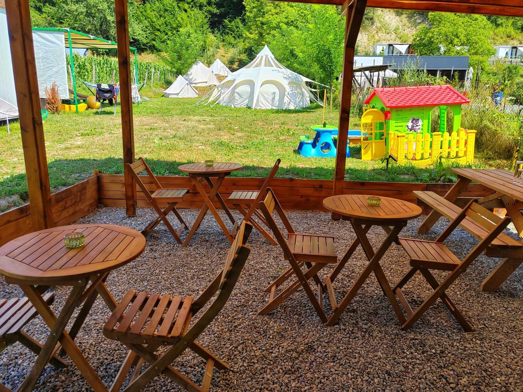 Luna Rock Glamping Brezoi - Blue Scai Экстерьер фото